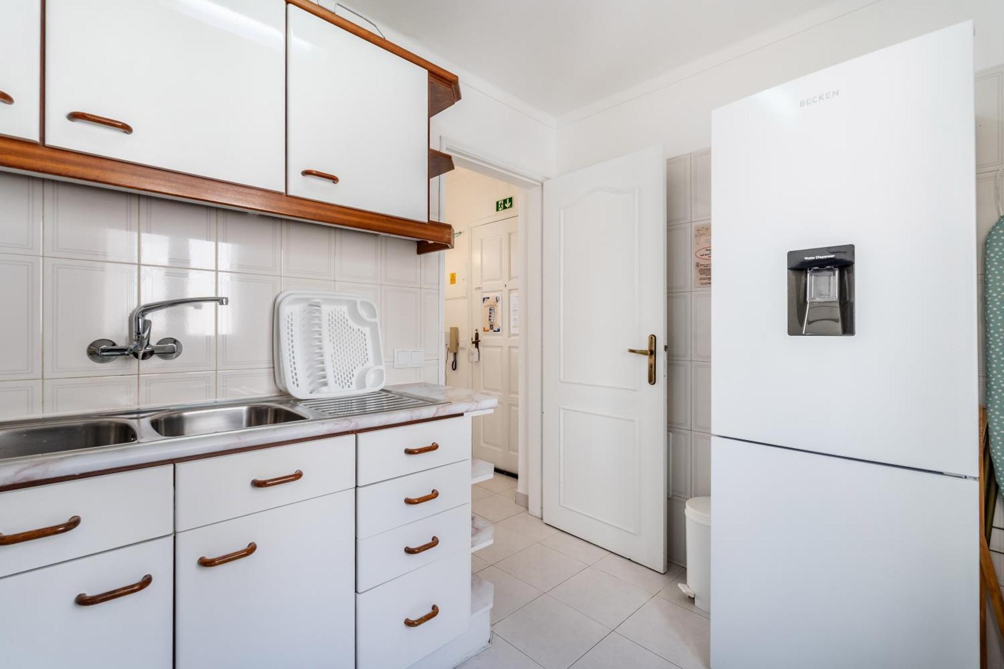 Apartment In Old Town - 5 Min Walking To The Albufeira