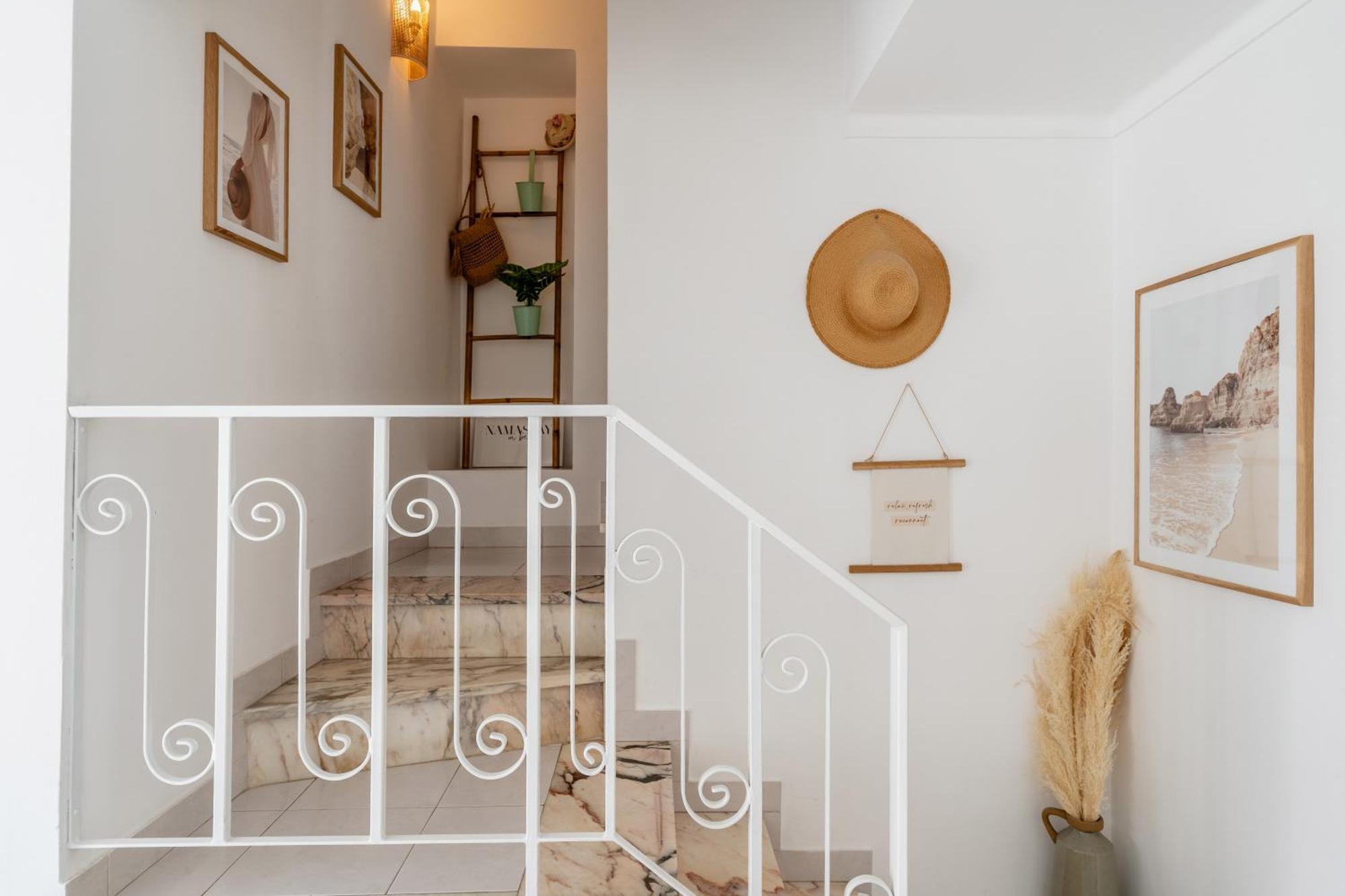 Apartment In Old Town - 5 Min Walking To The *
